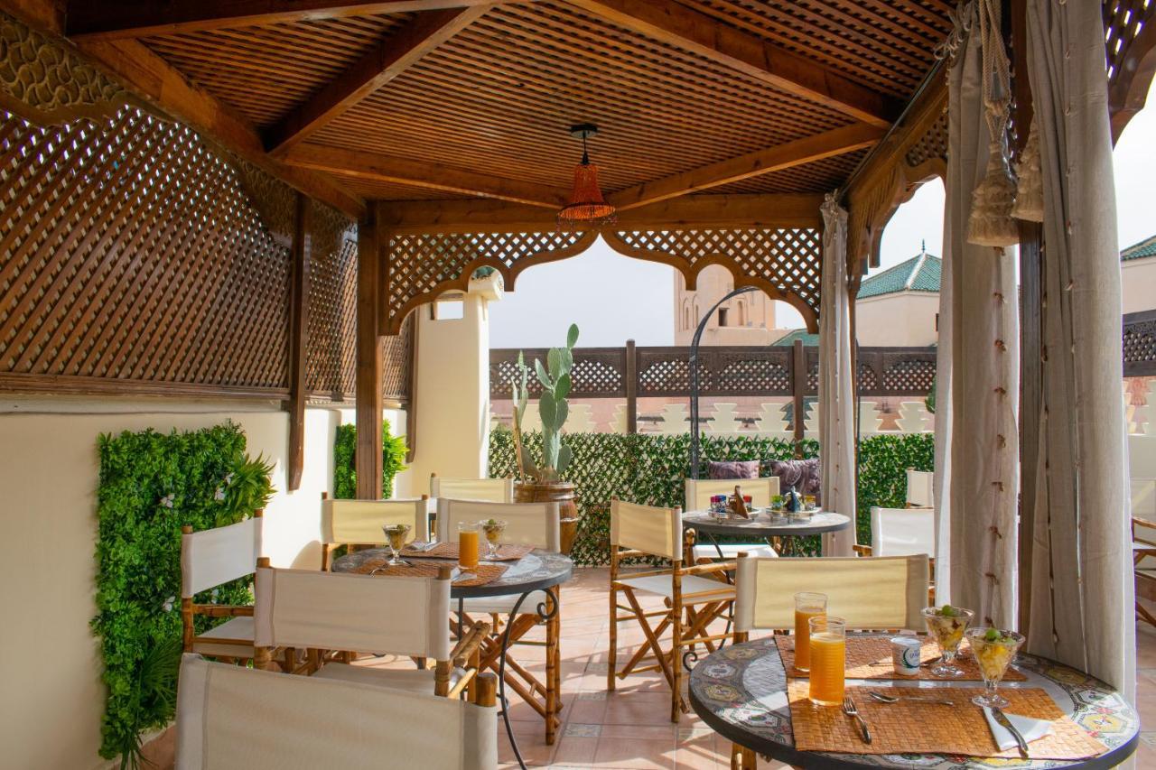 Perlekech & Riad